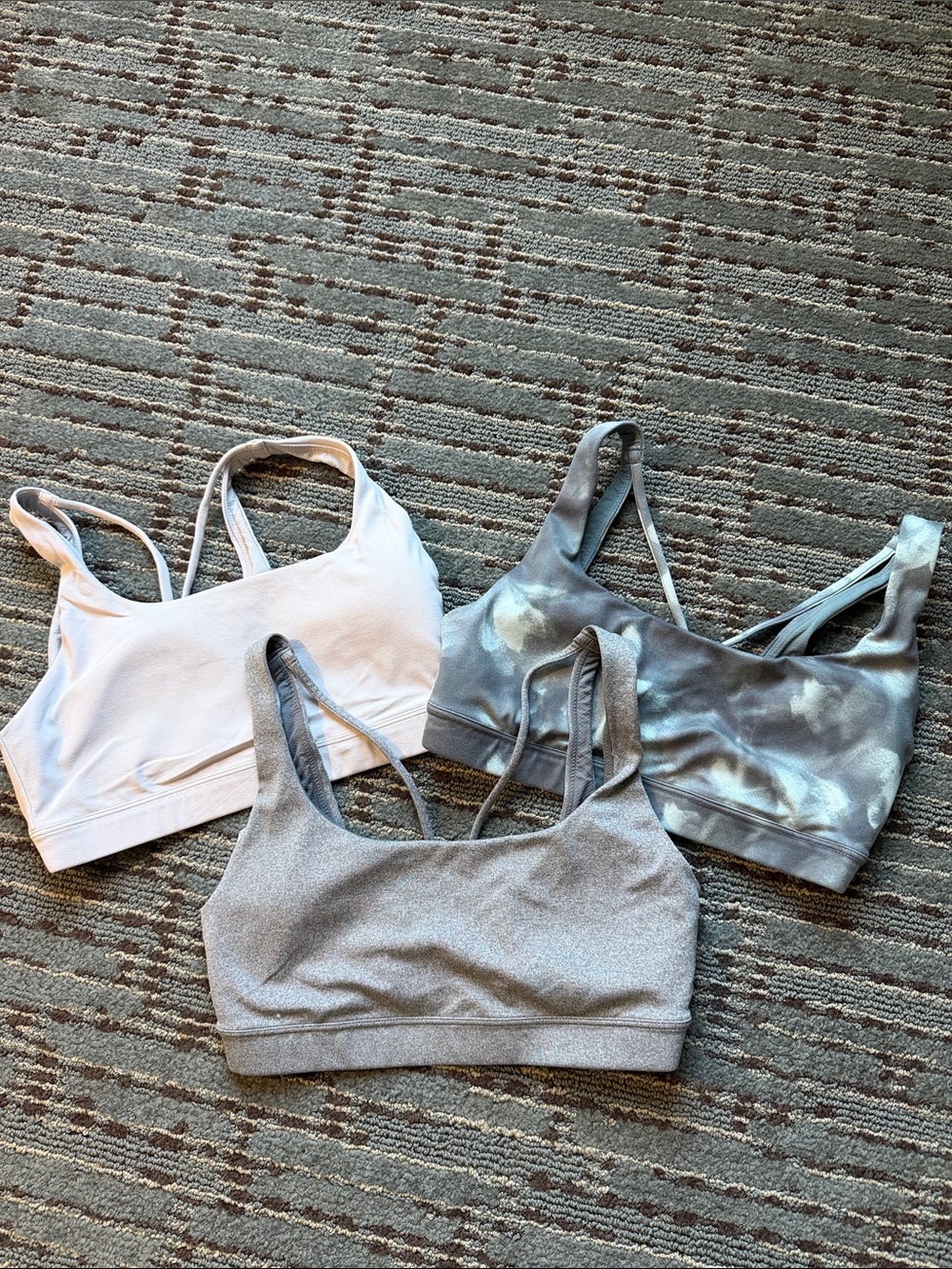 Athleta Exhale Sports Bra Lot